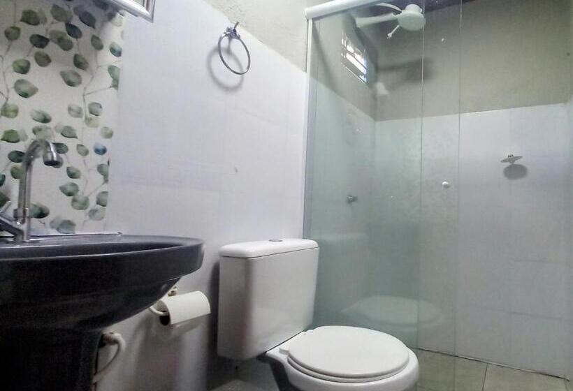 샬레, Chalé Suçuarana