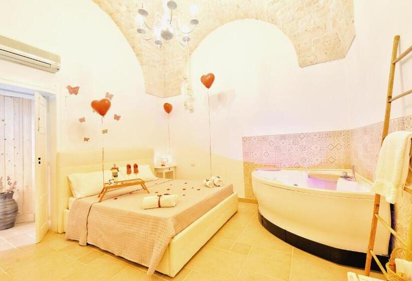 סוויטת ג'וניור עם מסג'ר מים, Trullo Suite