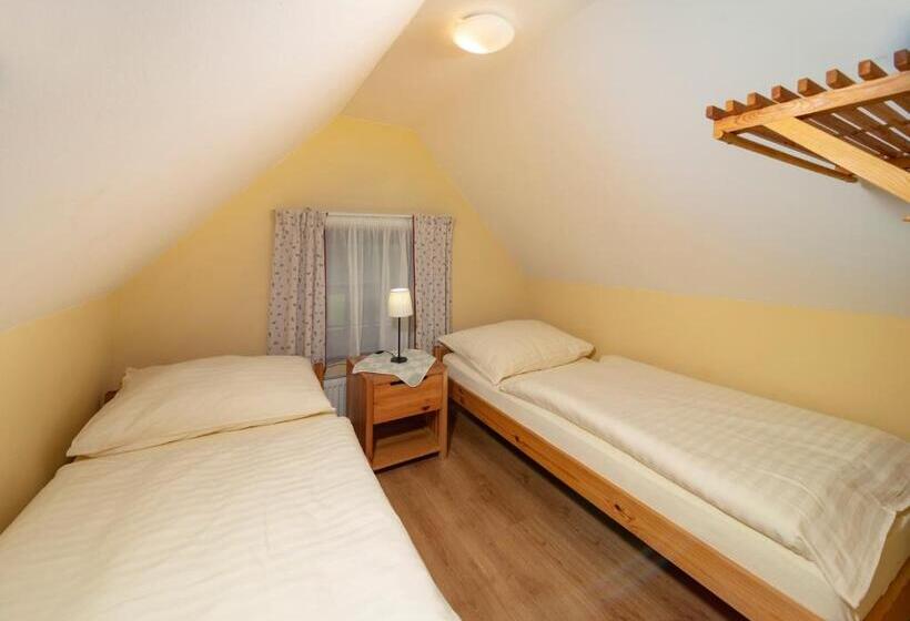 침실 2개 아파트, Pension Aspen