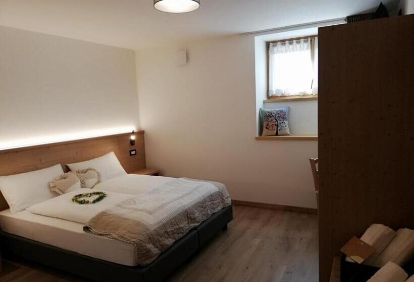 חדר סטנדרט מותאם לאדם עם מוגבלויות, Le 4 Stagioni