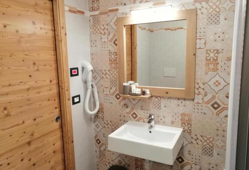 חדר סטנדרט, Le 4 Stagioni