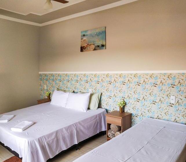 Люкс с Балконом, Pouso Oliveira Suítes