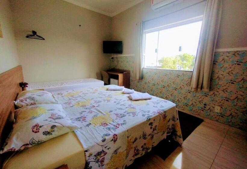 Люкс, Pouso Oliveira Suítes