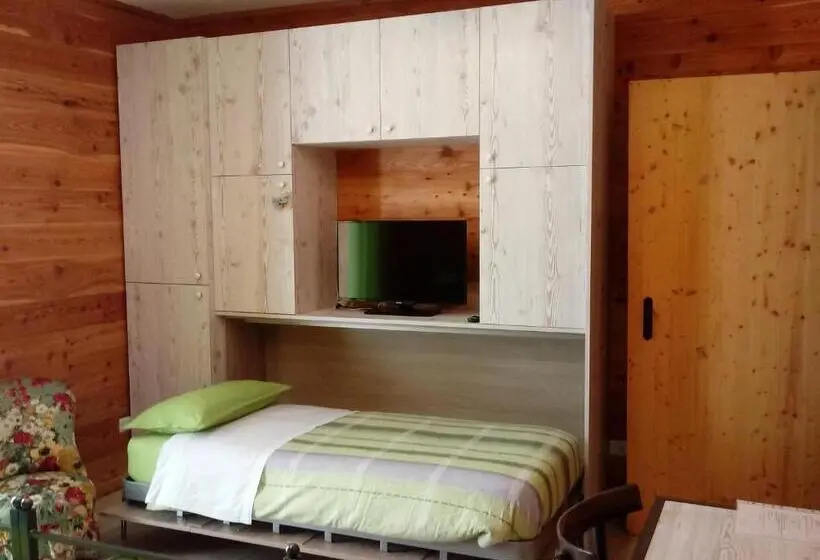 スタンダードトリプルルーム, B&b L Albero E Le Stelle