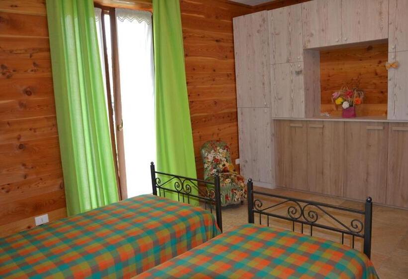 Номер Стандарт Трехместный, B&b L Albero E Le Stelle