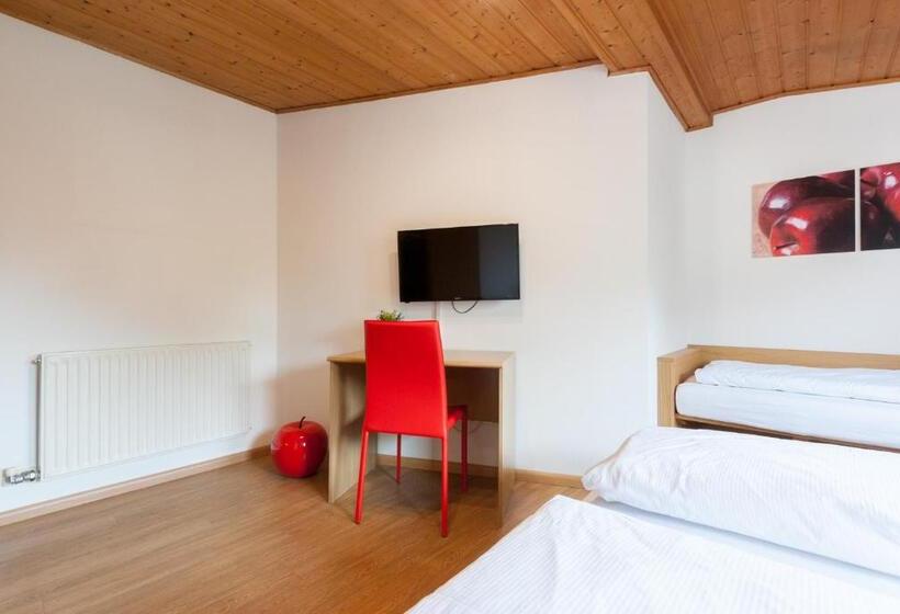 חדר סטנדרט לשלושה, Gasthof Hanni