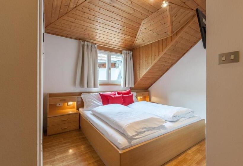 חדר משפחתי, Gasthof Hanni