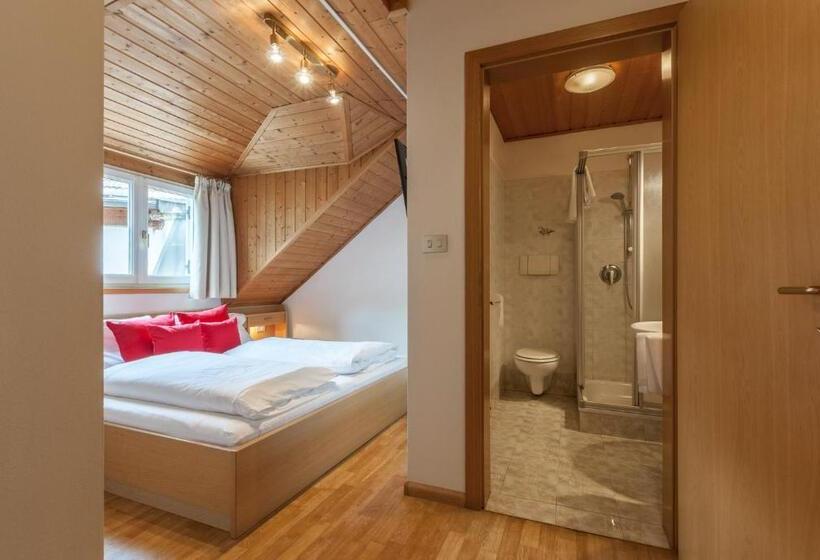 חדר משפחתי, Gasthof Hanni