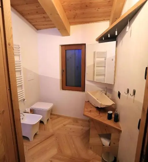 スイート, One Room