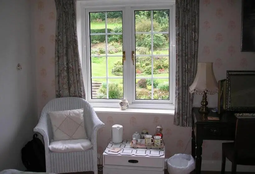 スタンダードルーム, Chart House Bed And Breakfast