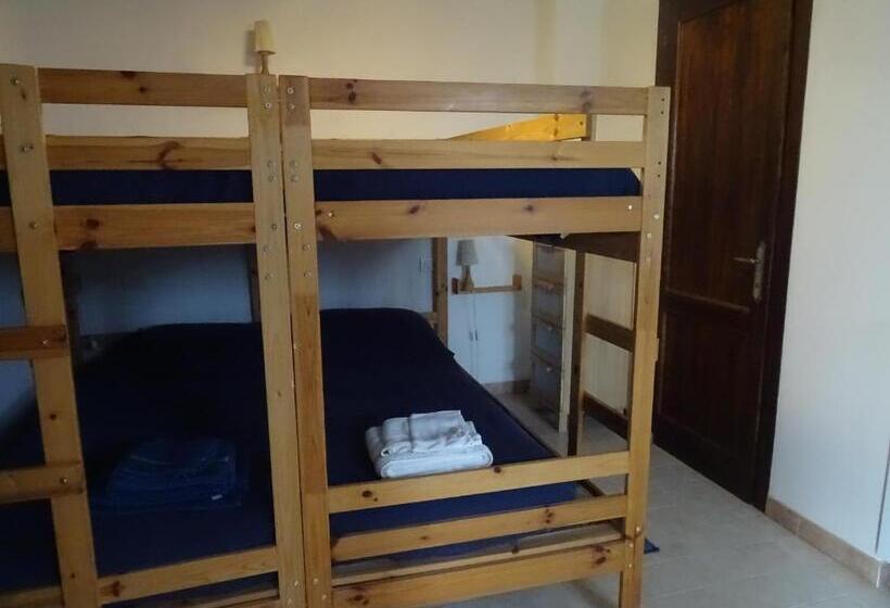 Quarto Quádruplo Estandar, Grannoce Bed And Breakfast