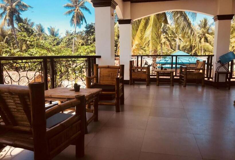 스탠다드 발코니 룸, Everyday Sunday Formerly Carl S Island Inn