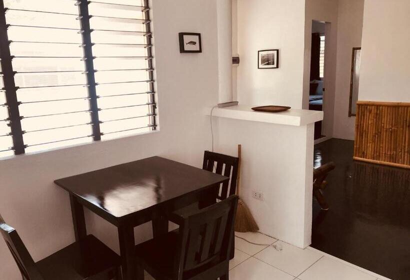 침실 2개 주택, Everyday Sunday Formerly Carl S Island Inn