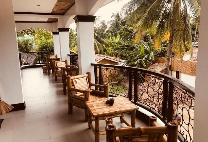 Номер Deluxe с Балконом, Everyday Sunday Formerly Carl S Island Inn