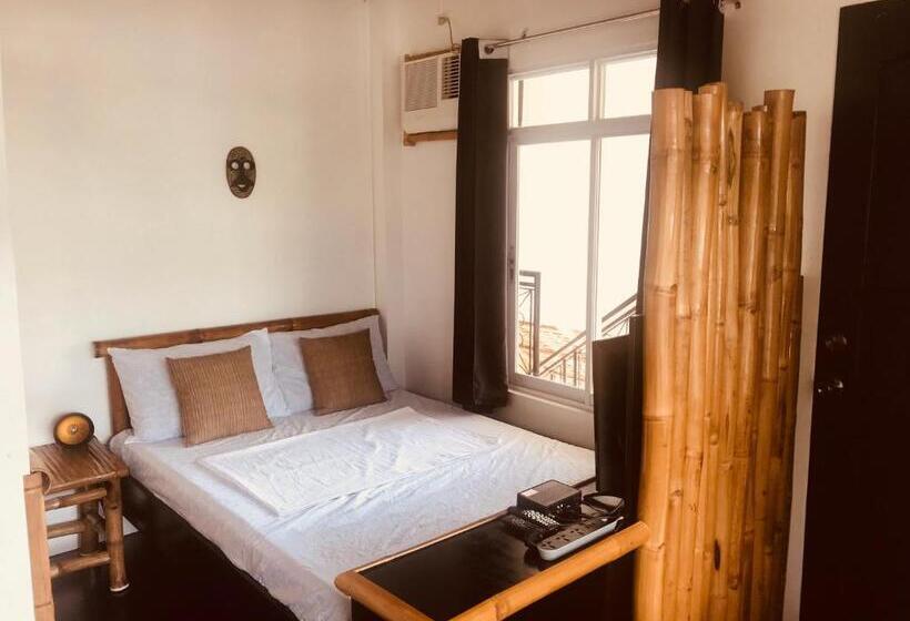 스탠다드 발코니 룸, Everyday Sunday Formerly Carl S Island Inn