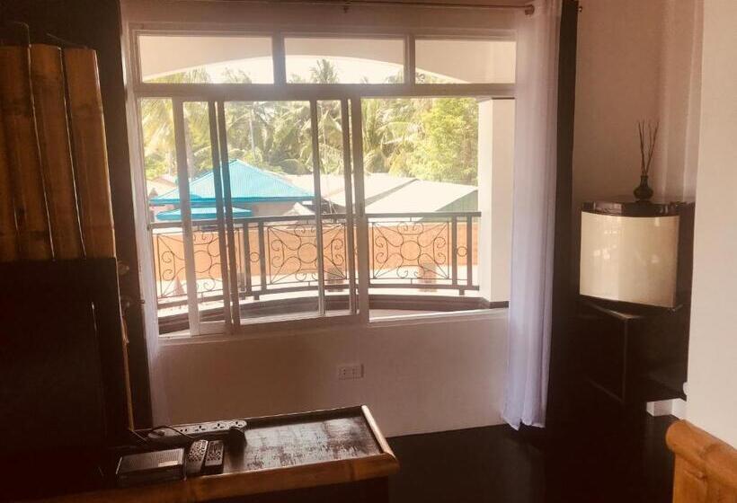 스탠다드 발코니 룸, Everyday Sunday Formerly Carl S Island Inn