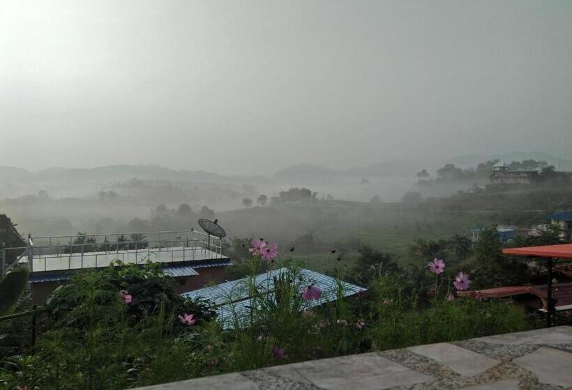 Четырехместный Номер Стандарт, บ้านแสงเพ็ญ By แช่มช้อย