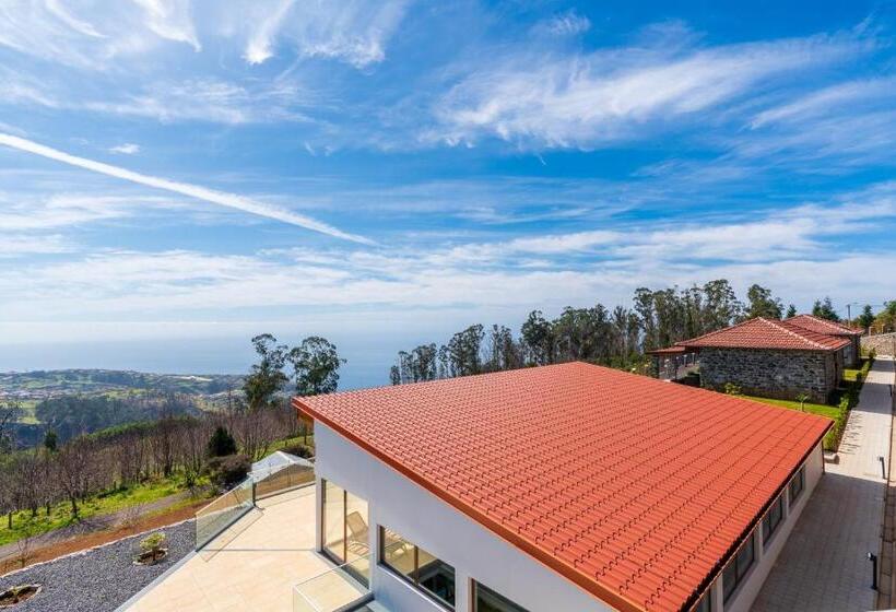 בקתת חדר, Rochão Village By Rent2u, Lda