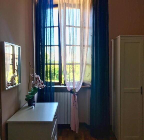 חדר משפחתי, Villa Manto