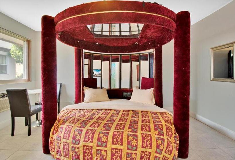 스위트, Super Budget Inn