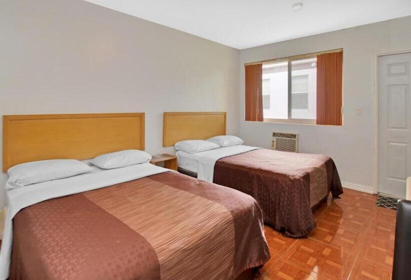 디럭스 룸, Super Budget Inn