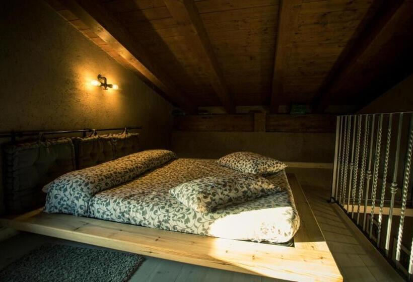 חדר לארבעה סטנדרטי עם נוף לגינה, Tenuta I Tufari