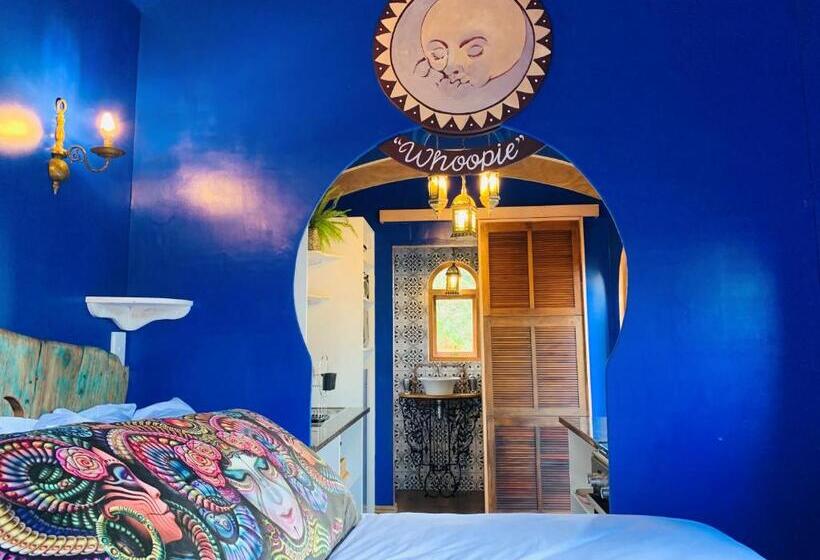 بانگلوی لوکس, Treedom Villas And Vardos