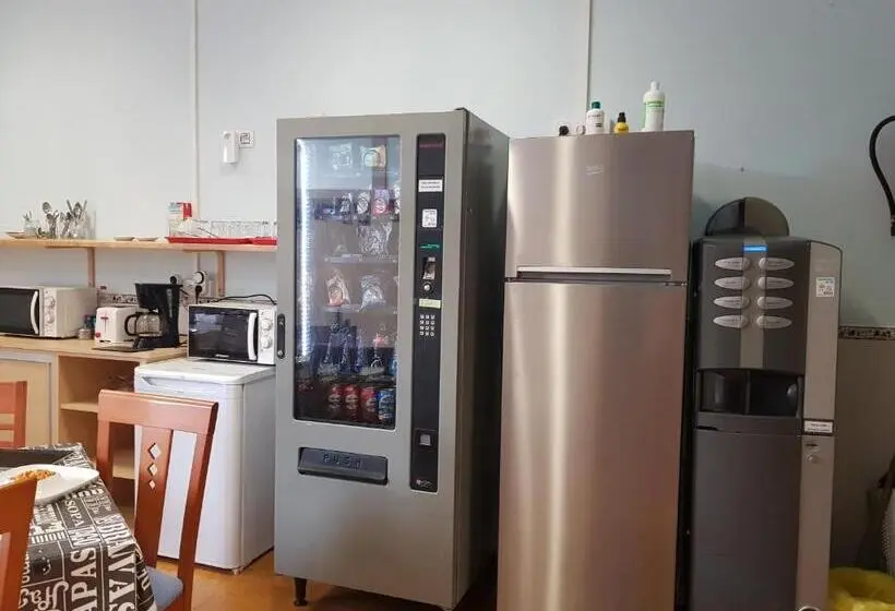 ルームシェアのワンベッド, Albergue A Ponte Ribadeo