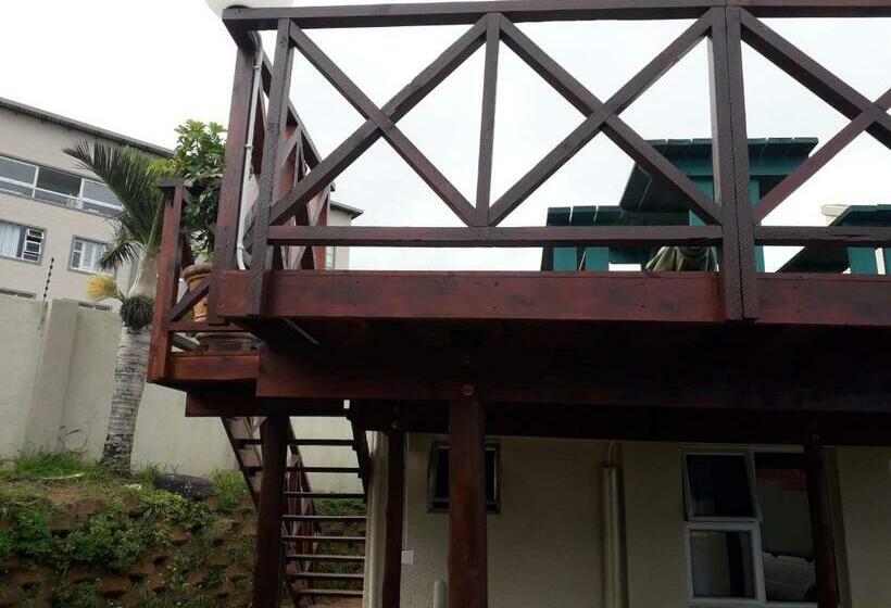 Номер Стандарт Вид на Сад, Song Of The Whales