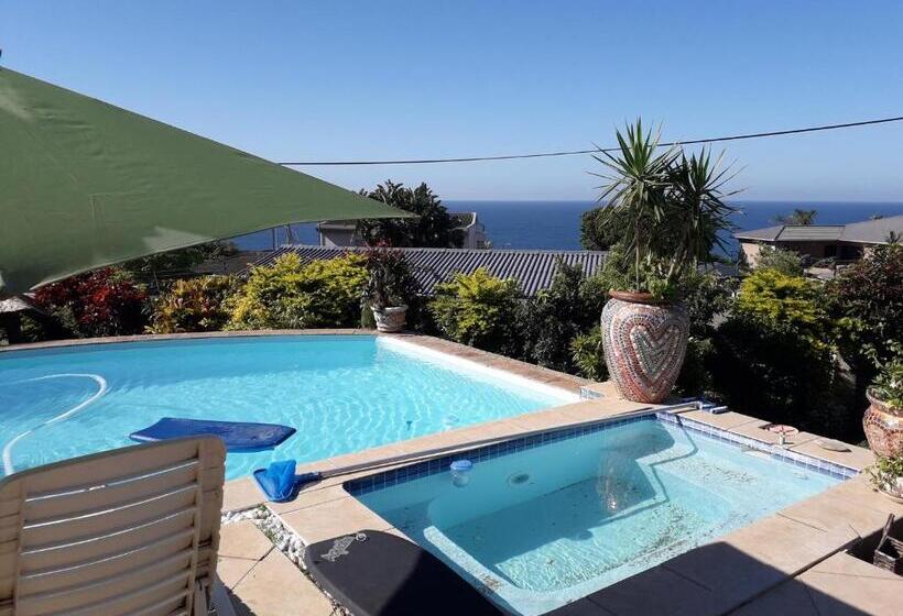 Люкс Deluxe Вид на Море, Song Of The Whales