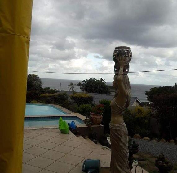 Люкс Deluxe Вид на Море, Song Of The Whales