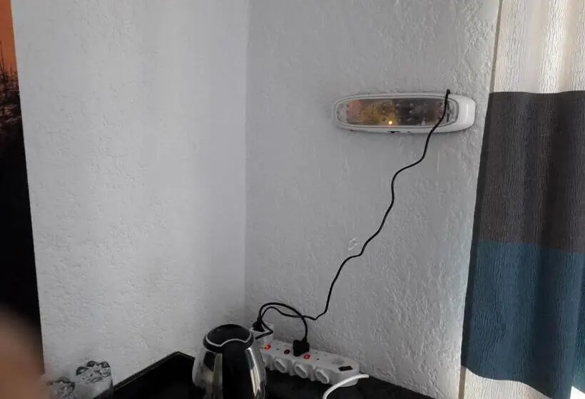 オーシャンビュースイート, Song Of The Whales