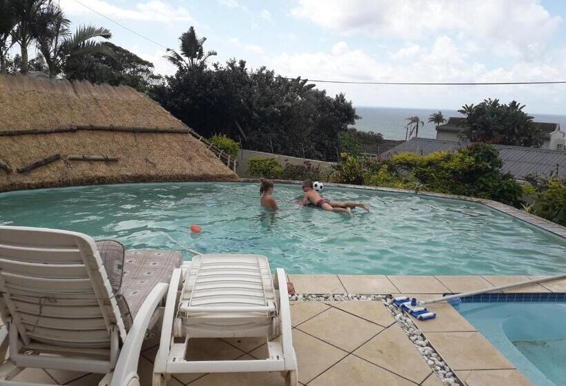 Люкс Вид на Море, Song Of The Whales