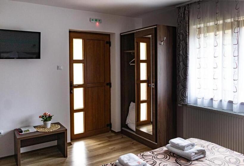 Апартаменты 1 Спальня, Casa Tofi Vendégház