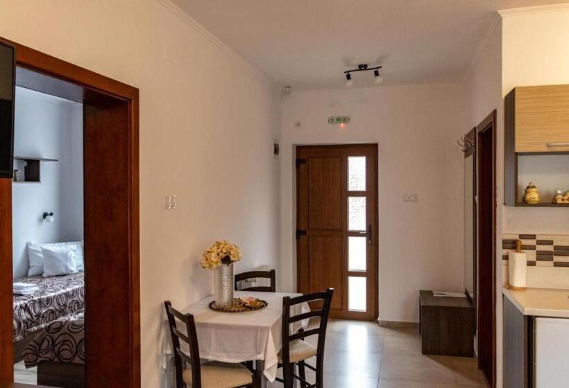 침실 1개 발코니 아파트, Casa Tofi Vendégház
