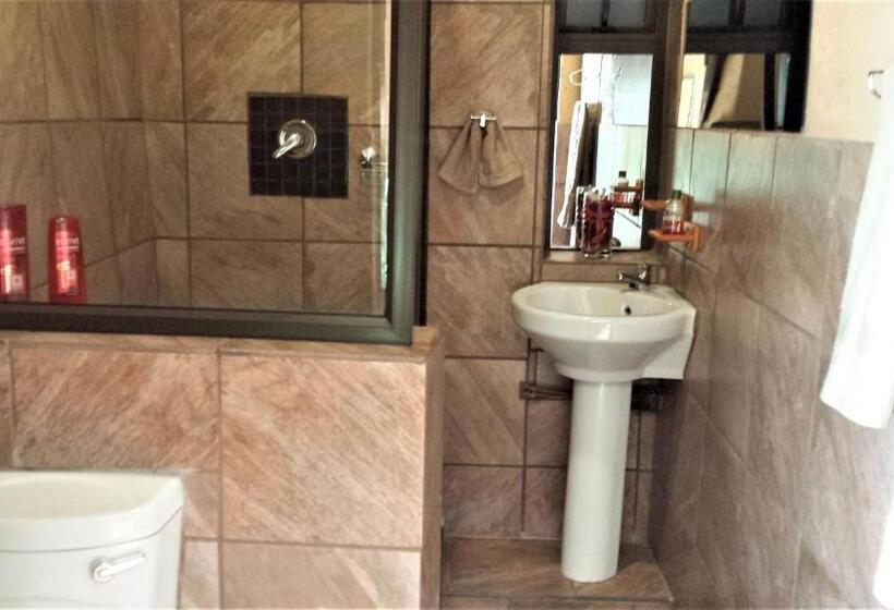 スタンダードスタジオ, Arek S Place