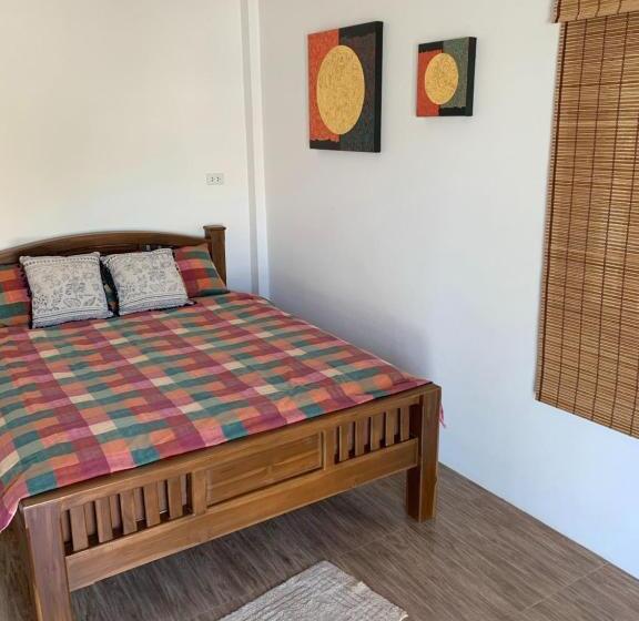 デラックスルーム, Sunray Guesthouse สุนันท์บ้านพักริมคลอง