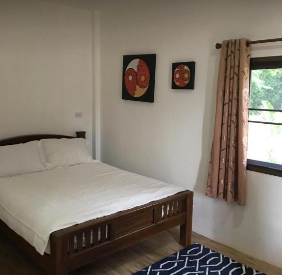 デラックスルーム, Sunray Guesthouse สุนันท์บ้านพักริมคลอง
