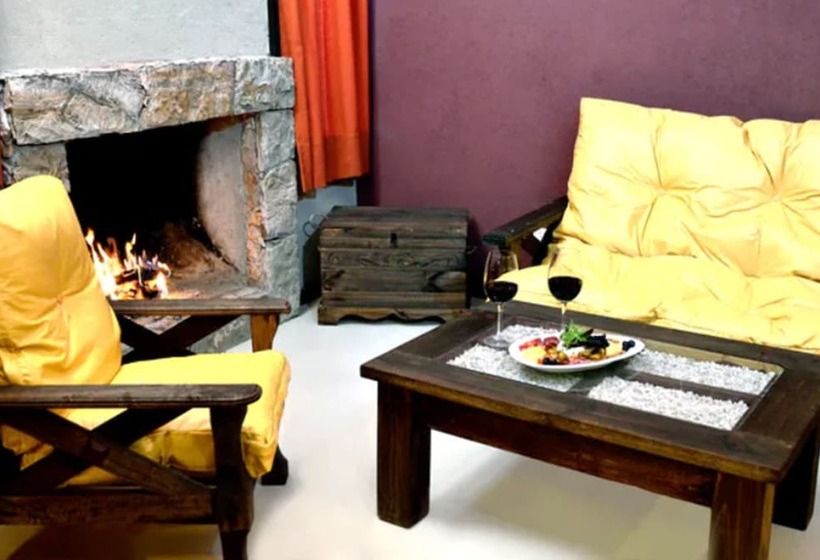 스탠다드 방갈로, Fuente Mayor Hotel & Casino