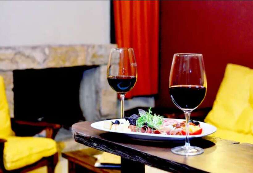 스탠다드 방갈로, Fuente Mayor Hotel & Casino