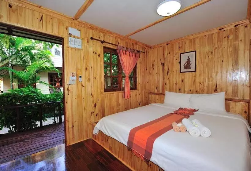 スーペリアーバンガロー, Bundhaya Resort