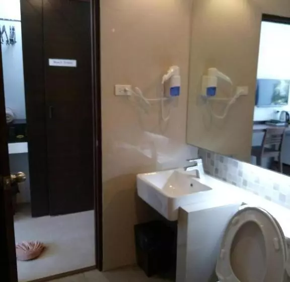 デラックスルーム, Bundhaya Resort