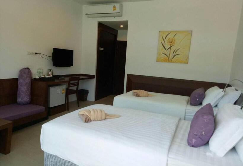 디럭스 룸, Bundhaya Resort