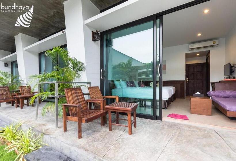 디럭스 룸, Bundhaya Resort