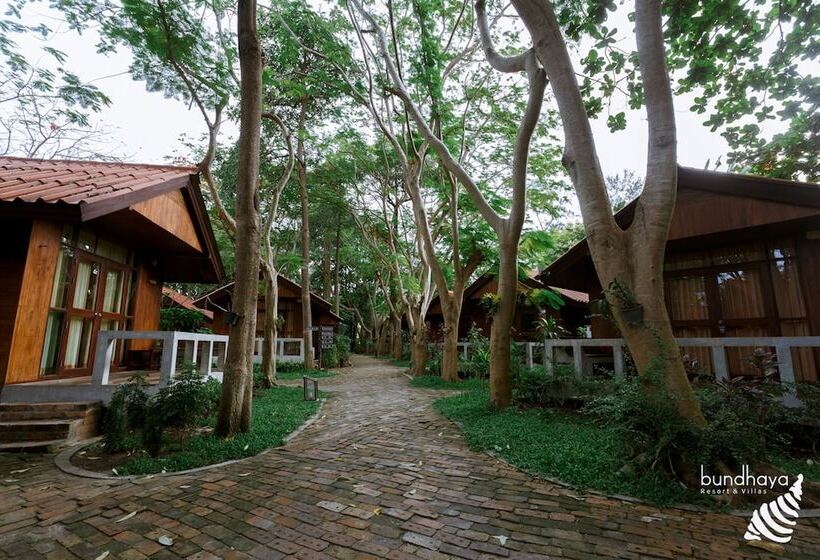 디럭스 방갈로, Bundhaya Resort