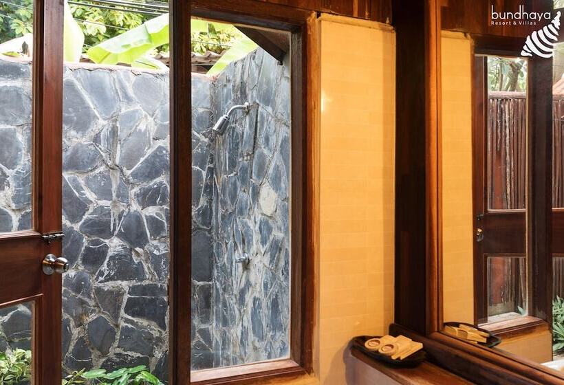 디럭스 방갈로, Bundhaya Resort