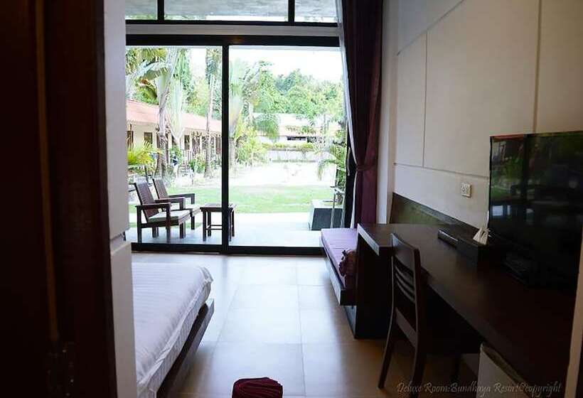 디럭스 룸, Bundhaya Resort