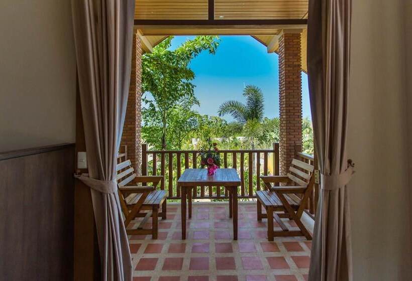 ویلای 1 خوابه, Chalong Chalet Resort
