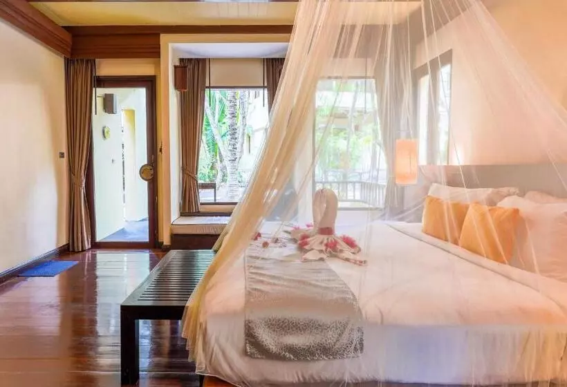 デラックスルーム, Chantaramas Beach Resort, Koh Phangan