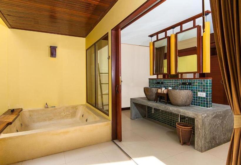 Семейный Номер Вид на Сад, Chantaramas Beach Resort, Koh Phangan